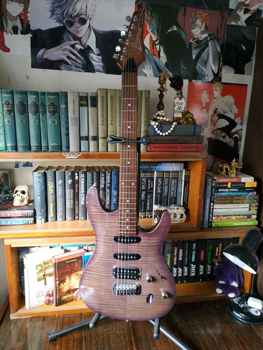 Електрогітара Ibanez SA260 в чудовому стані.