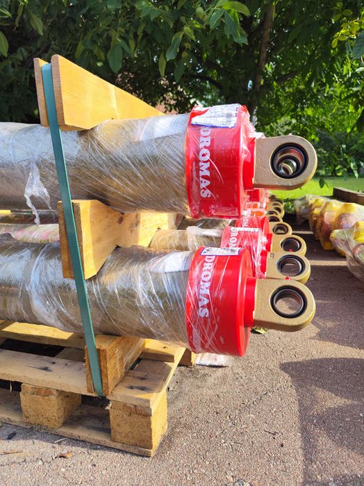 Гідроциліндр підйому кузова Hidromas GHS 135-4-3885-L1256 C (4 штоки)