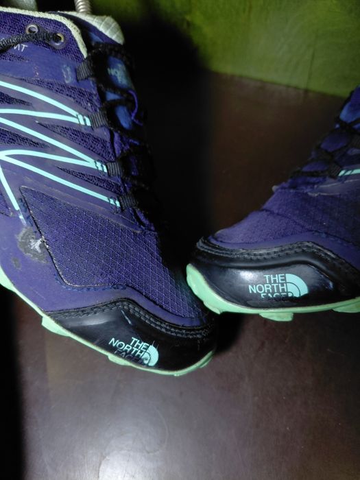 Кросівки The North Face GORE TEX р 38