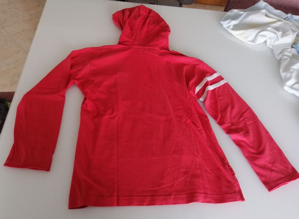 Sweatshirt vermelha rapaz 12 anos vintage