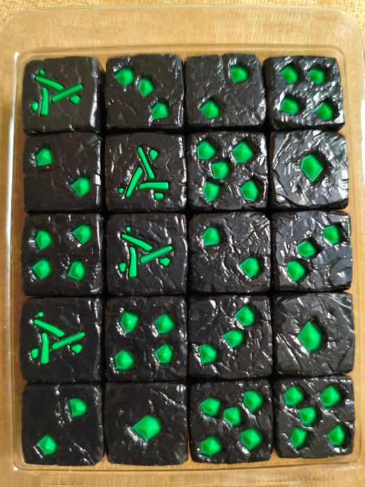 Games Workshop: Skaven Dice. Скавенские кубы/Скавенські куби.