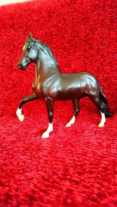 Breyer Traditional - RCH Ventarrones - figurka konia