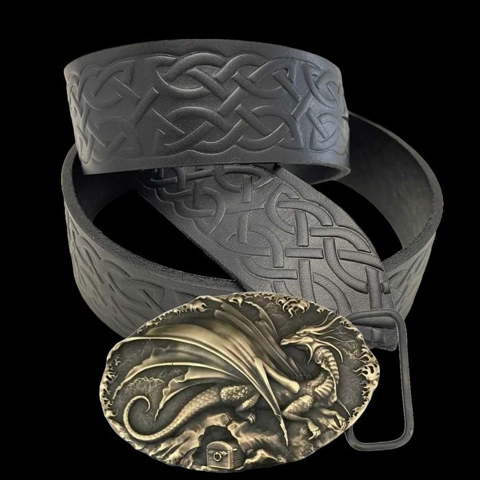 Ремінь тиснення з пряжкою Дрогон латунь bb64 Ремень с пряжкой