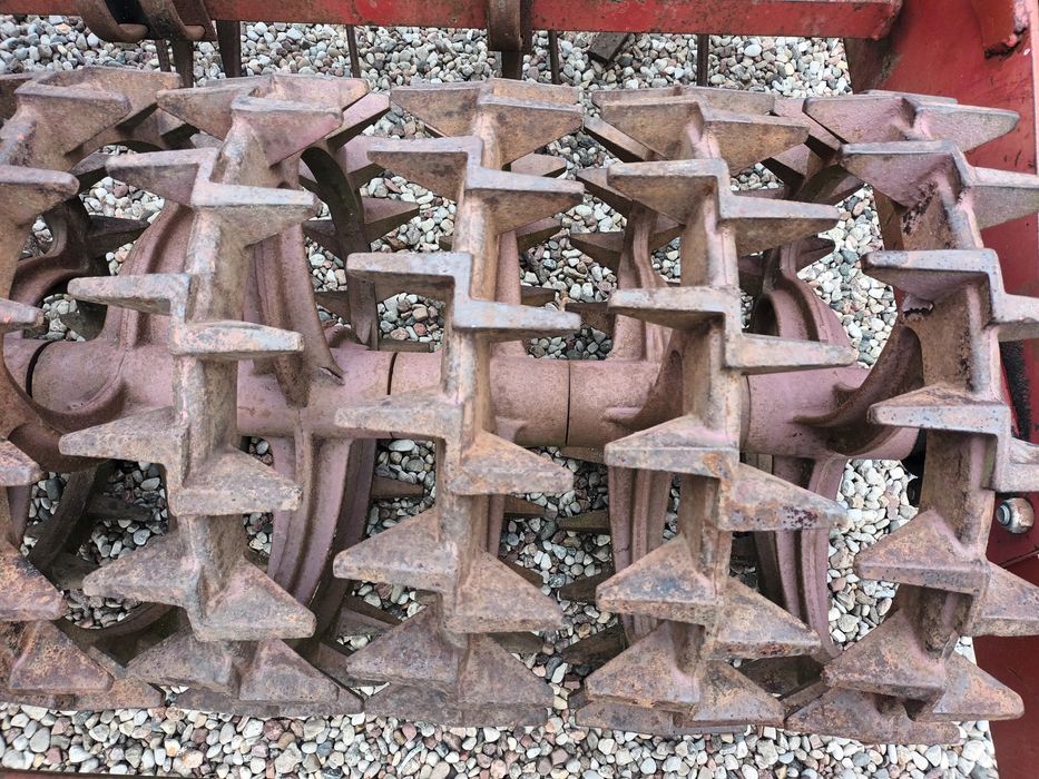 Agregat uprawowo-siewny 2,5m Brockmuller Wał Crosskill 550