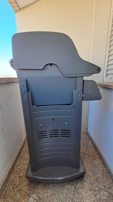 grelhador WEBER SPIRIT c/ capa protetora c/ garrafa gás