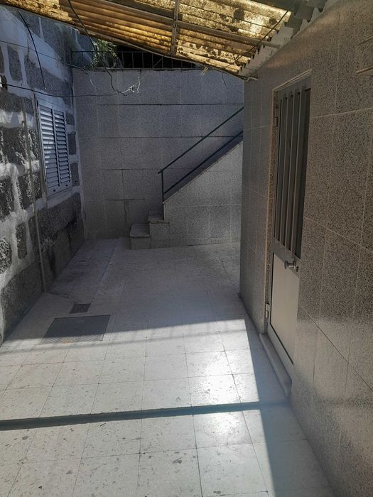 Alugo casa entrada imediata