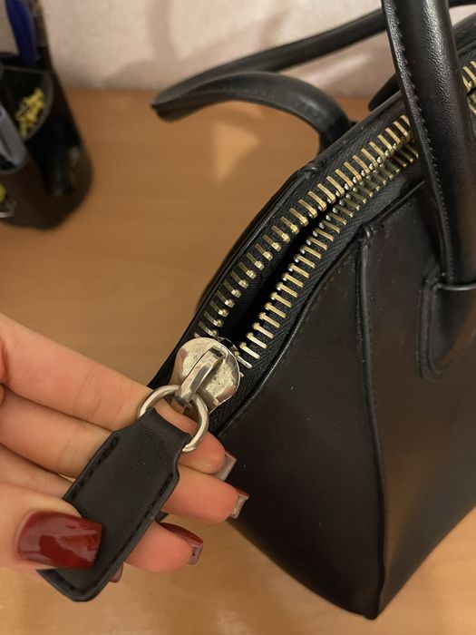 Жіноча сумка Givenchy з еко шкіри