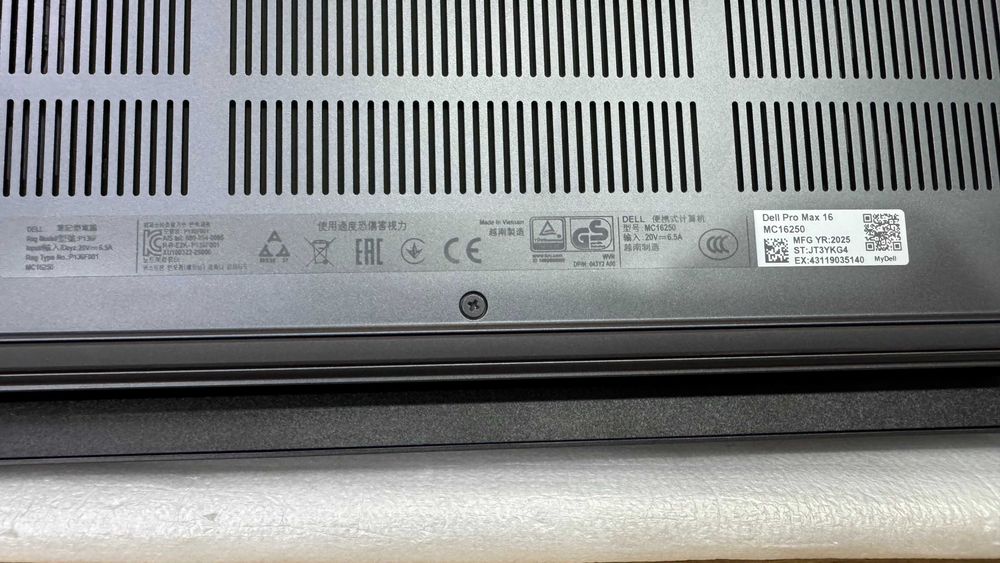 Ноубук Dell Pro Max 16 MC16250 Ultra 7 265H/64Gb DDR5/1000ssd/ Nvidia RTX Pro 1000 8G/FHD NEW