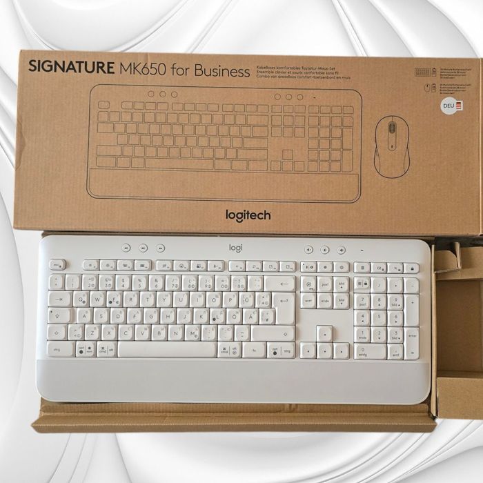 Клавіатура Logitech K650 Блютуз біла