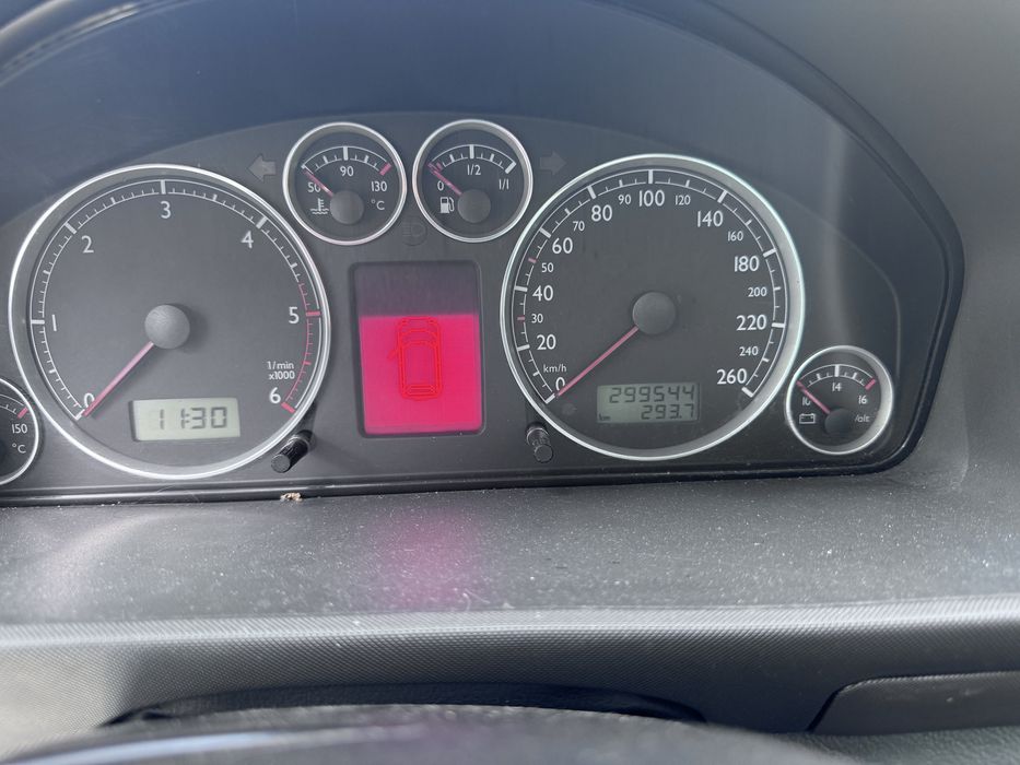 VW Sharan 2008 – 7 lugares