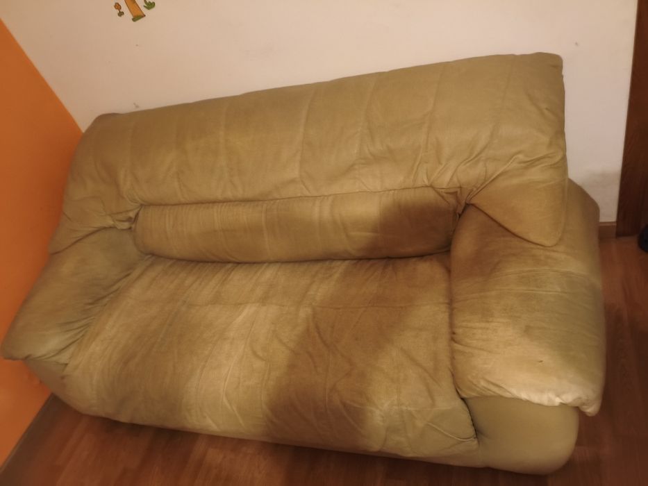 Sofá Grande Em Bom Estado