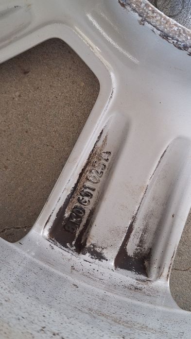 Felga aluminiowa Audi 16 cali