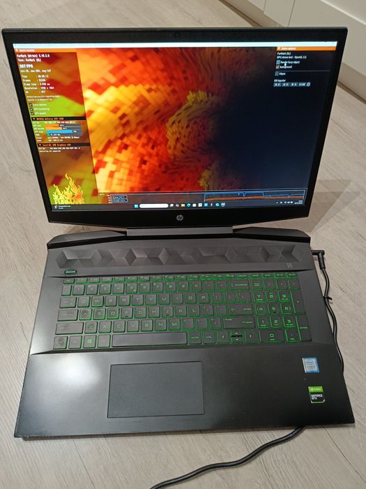 Laptop gamingowy HP 17.3 cali i5 24GB RAM GTX 1650 bang and olufsen