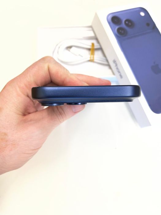 iPhone 17 Pro Max Blue 256Gb