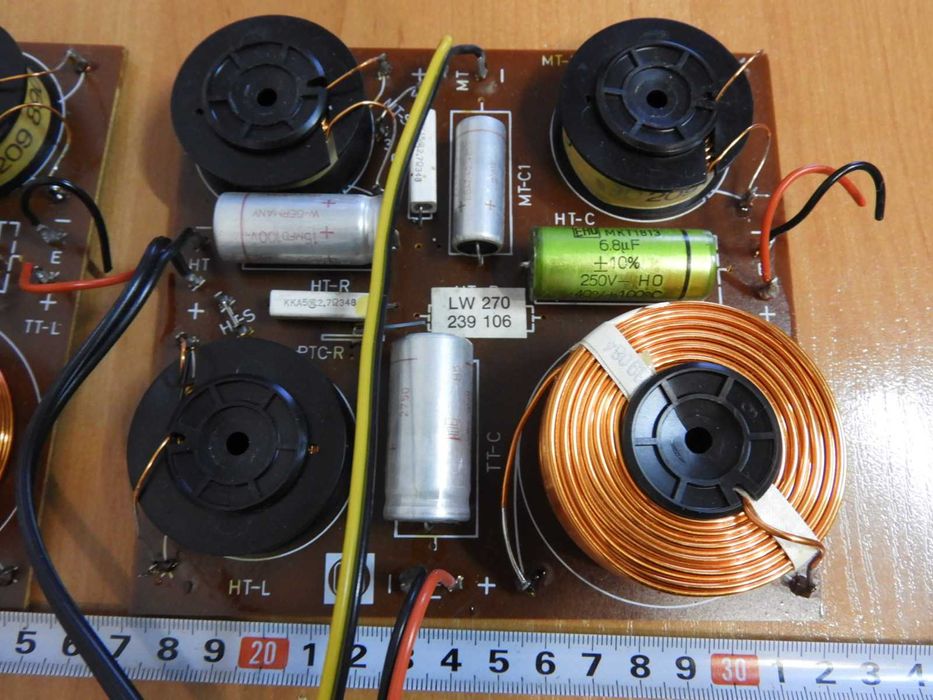 Potężne zwrotnice głośnikowe Dual 3 drożne