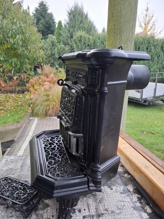 Piecyk żeliwny typu koza