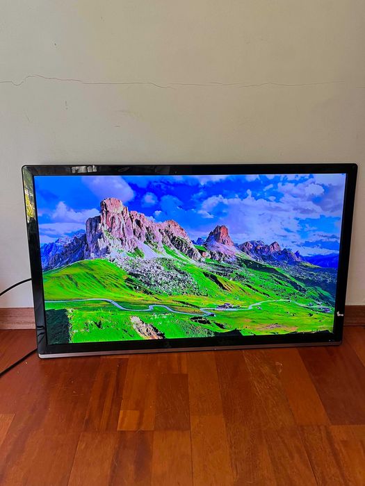 Telewizor OLE 32 Cale LED full hd