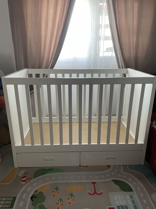 Berço IKEA Sundvik com Gavetas