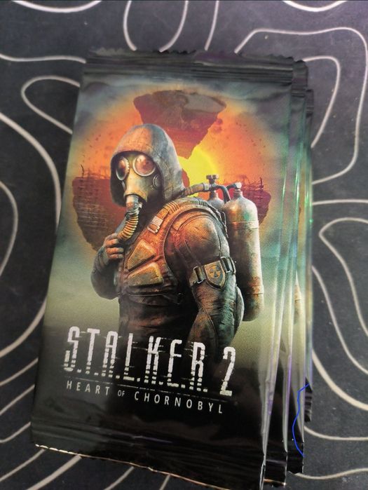 Колекційні картки STALKR