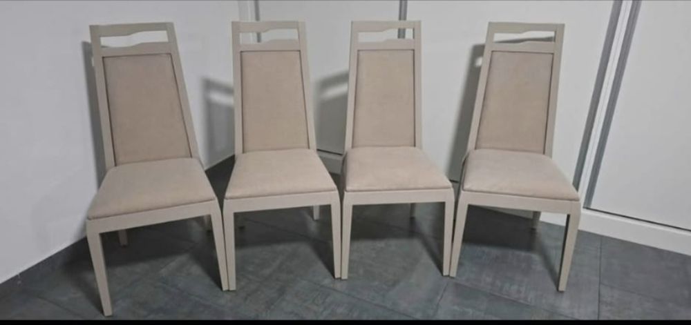 4 cadeiras beje como novas