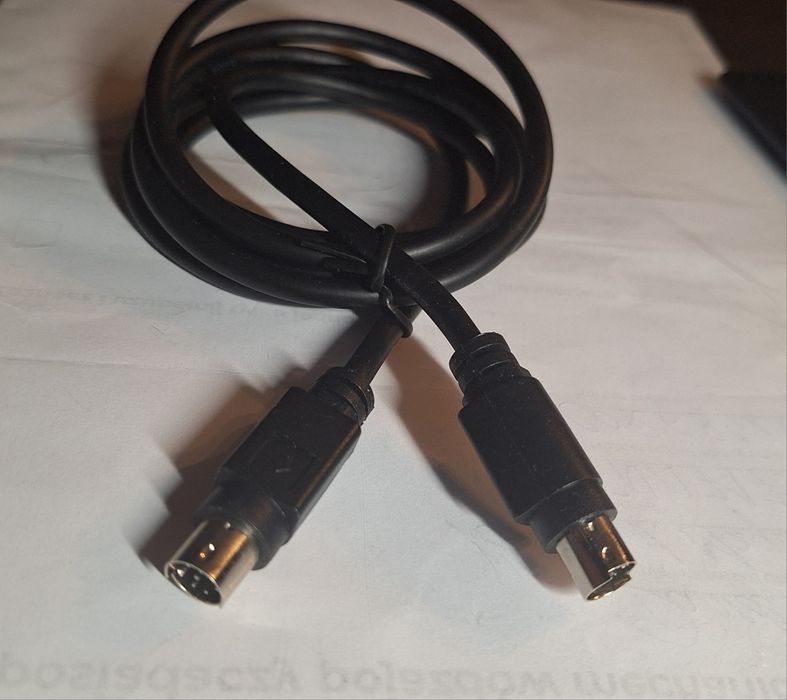 Kabel, przewód mini din 8 Yamaha r-840 system Control