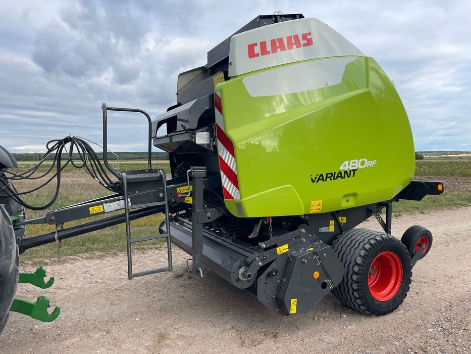 Claas Variant 480 RF