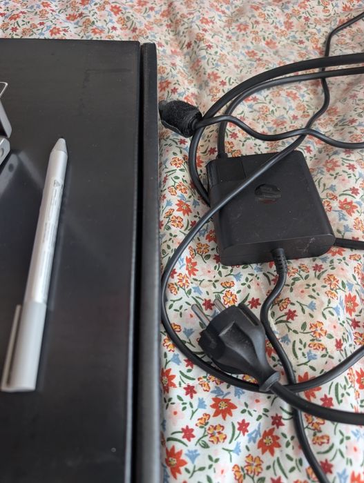 Portátil HP envy x360 15bp0xx 2 em 1 com Stylus  1Tera.