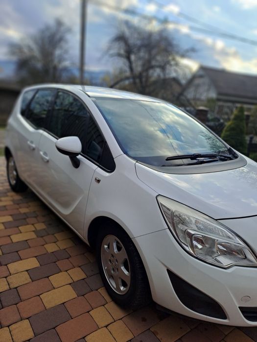 Opel Meriva 2011