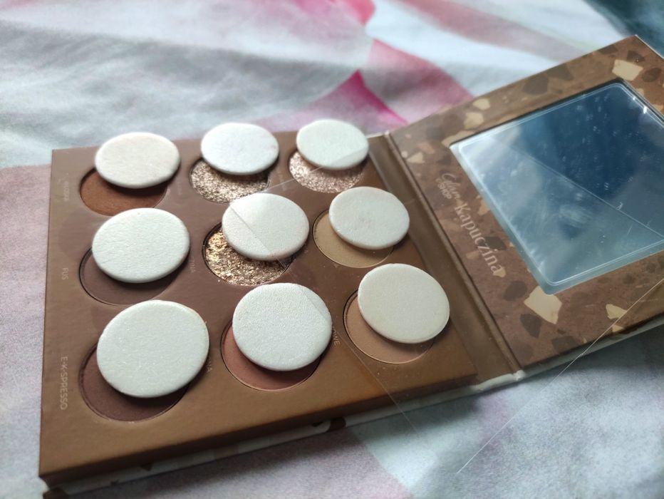 Paleta cieni do powiek "Kapuczina" z Glam Shop