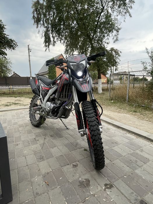 Продам лонсі300срочно