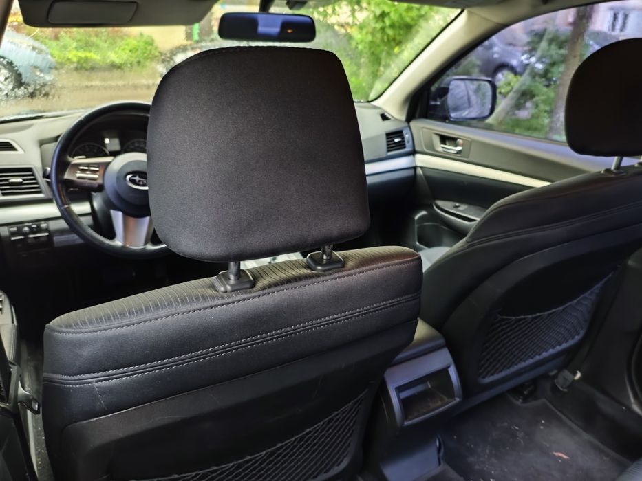 Subaru Legacy 2011