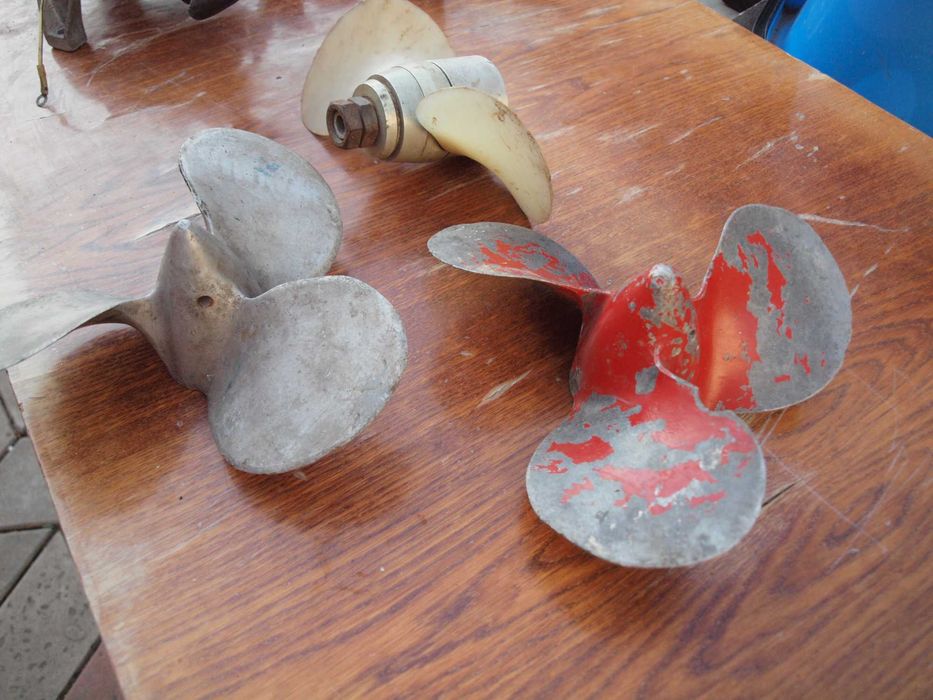 Запчасти к лодочному мотору ВИХРЬ