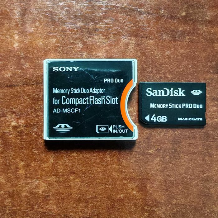 Adapter AD-MSCF1 Sony Memory Stick Duo do CompactFlash