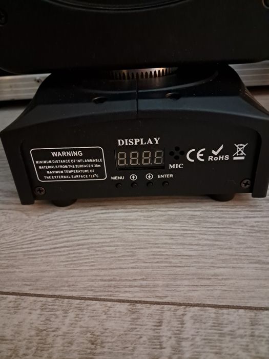 2 x ruchoma głowa 60 W wraz ze statywami