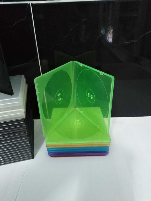 Conjunto de 33 caixas Slim para cd/dvd.