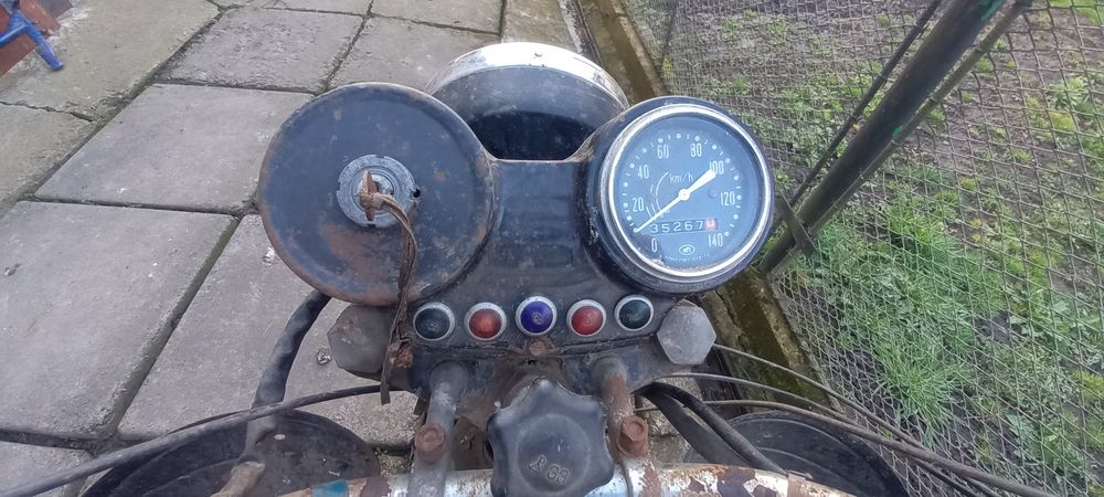 Шестерні ГРМ Болотніки крила Рама руль  проводка карбюратори фара  МТ-