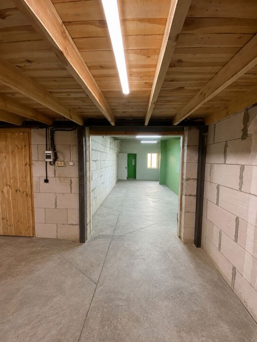 ОРЕНДА СКЛАДСЬКИХ ПРИМІЩЕНЬ 12 000 м² м. Київ, вул. Виговського, 13