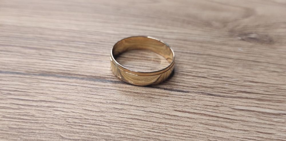 Złota obrączka, próba 750, rozmiar 29