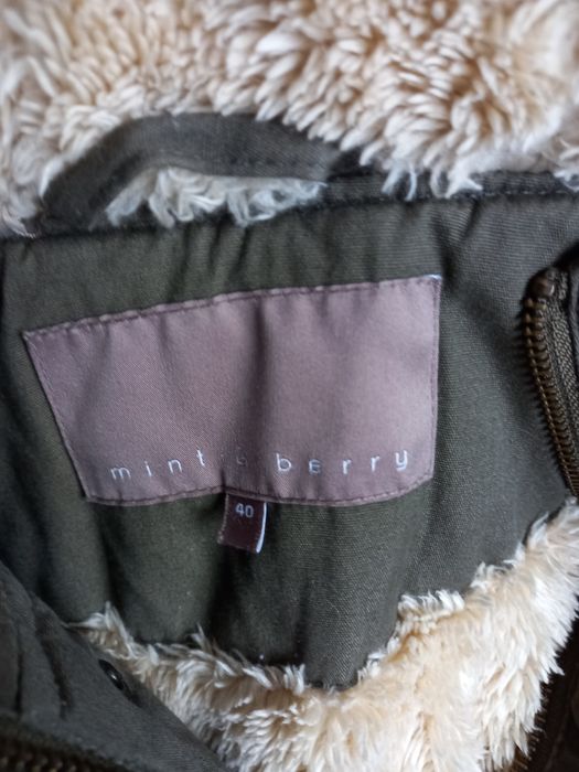 Курткі в отлічном состоянії.