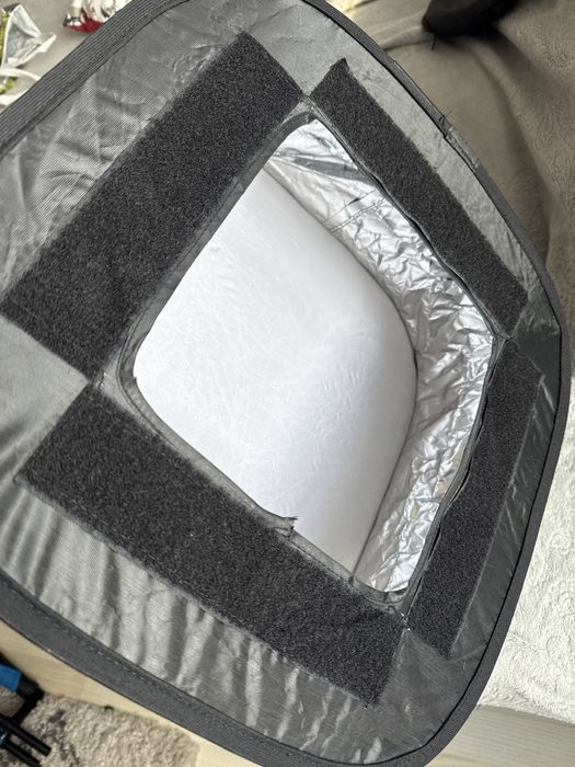 Softbox kwadratowy 41x41 cm, sprawne pakowanie