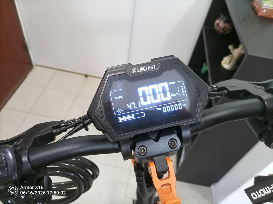 Trotinet kukirin