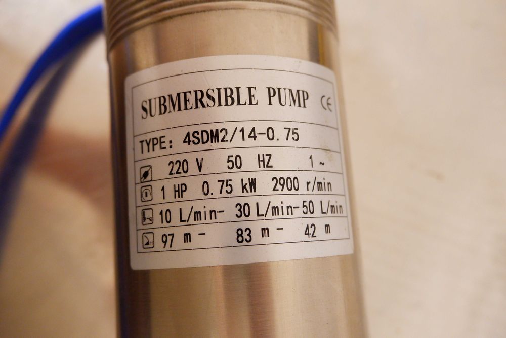 Bomba Submersível para Furo 97m 0.75kW 4" 220v 4SDM2/14 (IVA incl.)