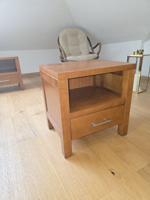 Szafki nocne drewniane stan bardzo dobry