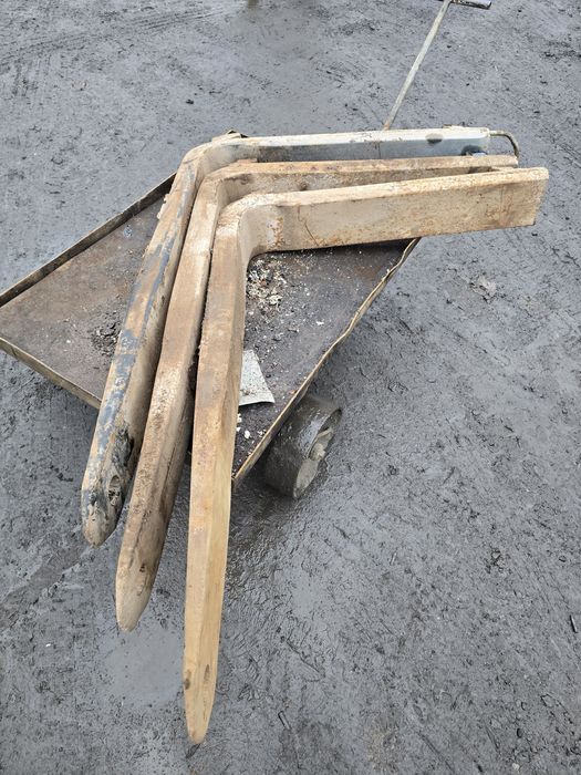 Вила лапа  від  Львівського погрущика видовжувач