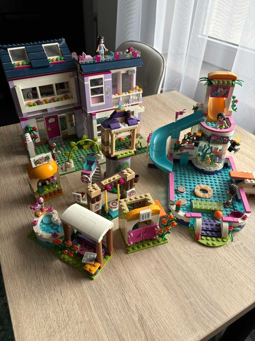 Lego Friends 41095 Dom  plus Lego 41313 Basen