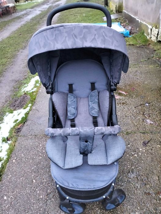 Wózek dziecięcy spacerówka