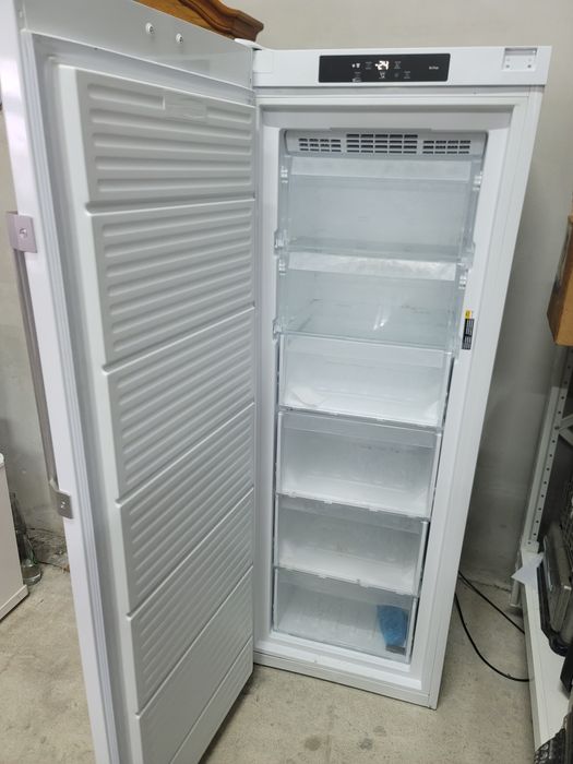 Bauknecht ZAMRAŻARKA Szufladowa  A+++ Nofrost 250l