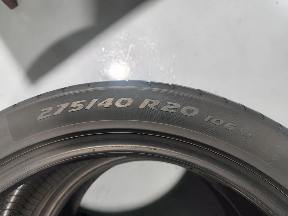 2 pneus semi novos 275-40R20 Pirelli - Oferta dos Portes