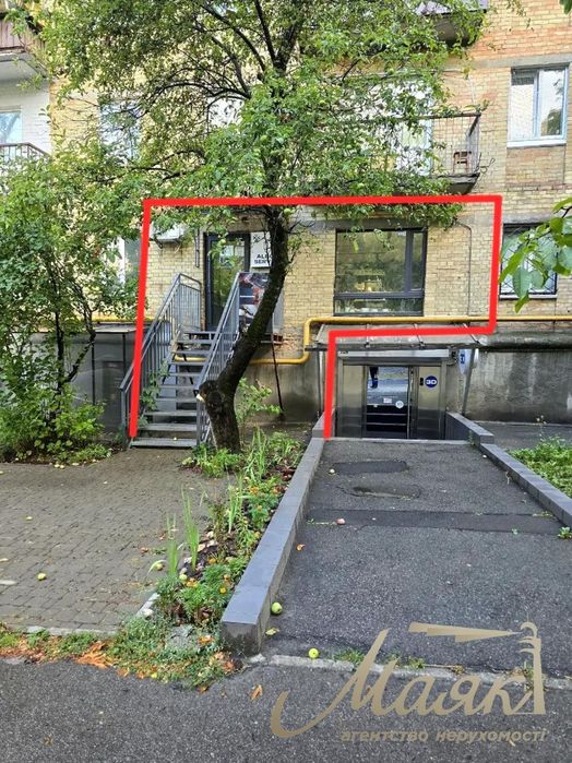 Оренда фасадного приміщення  31м2, вул.Іона Павла 22/21, Печерськ