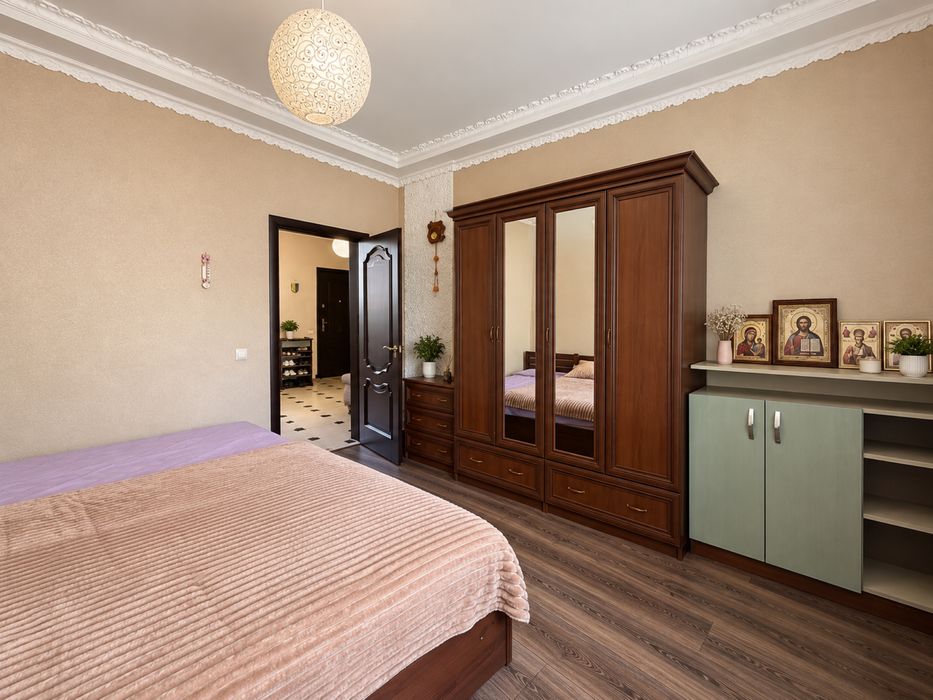 Продаж будинку 240м2 Гатне